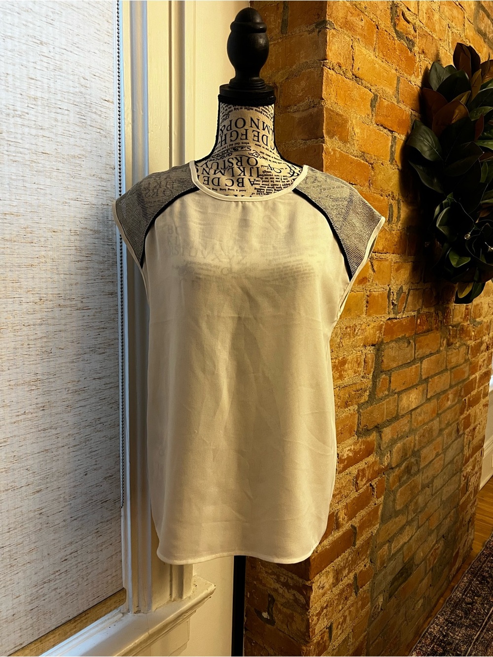 Women’s Cream Cap-Sleeve Top with Heather Gray Accents
